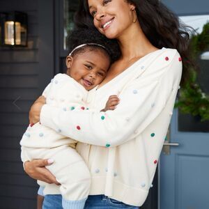 Hanna Andersson Mommy & Me Pom Pom V Neck Cardigan M